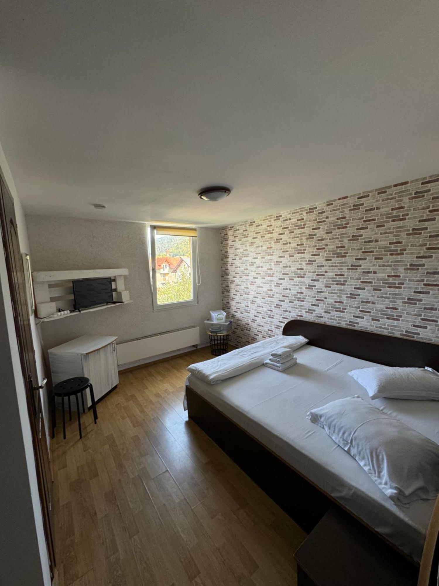 Casa David Hotel Buşteni Exterior foto