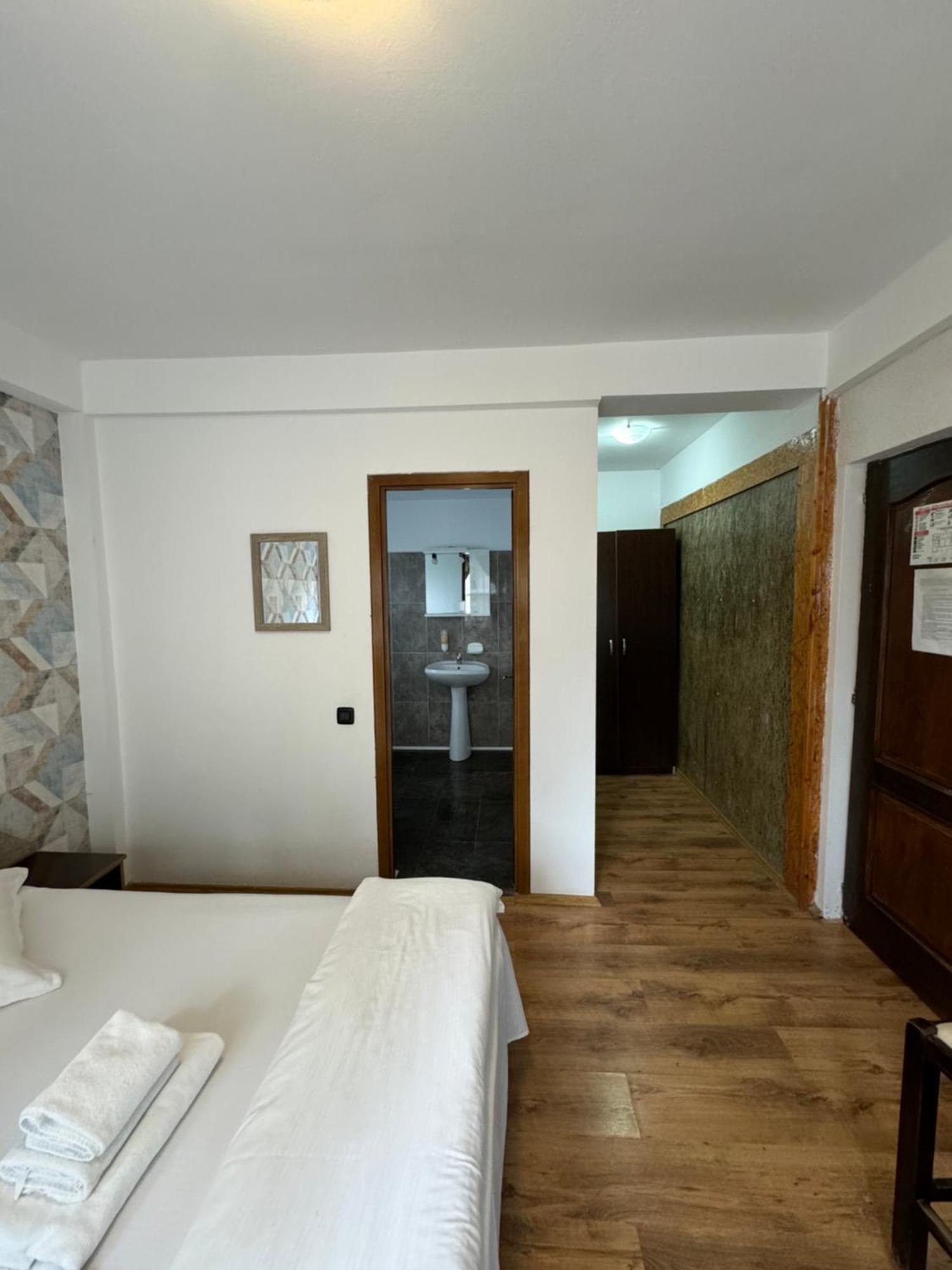 Casa David Hotel Buşteni Exterior foto